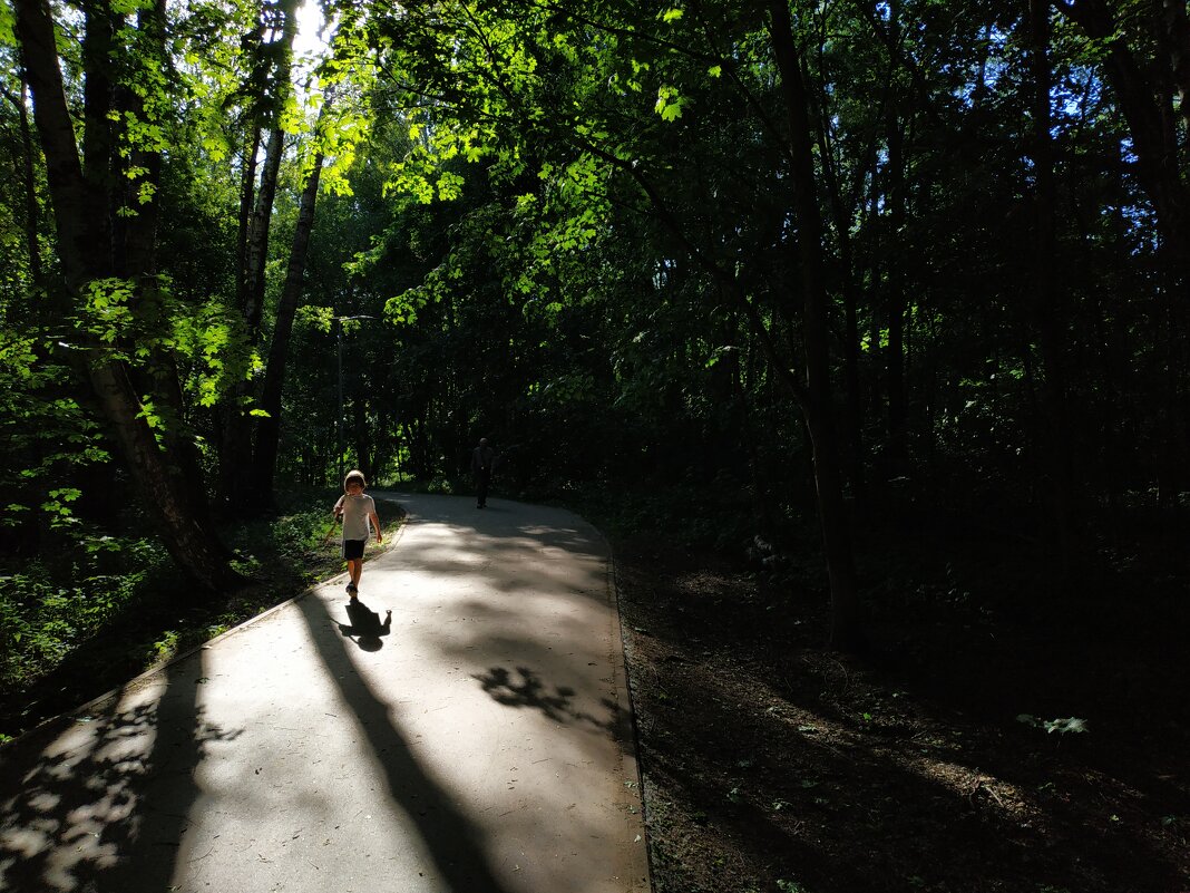 Лето совсем рядом - Андрей Лукьянов