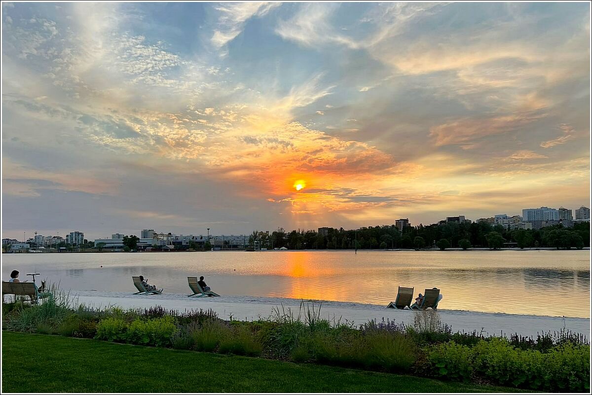 На пляже „ Берега " - Сеня Белгородский На пляже „ Берега " - Сеня Белгородский