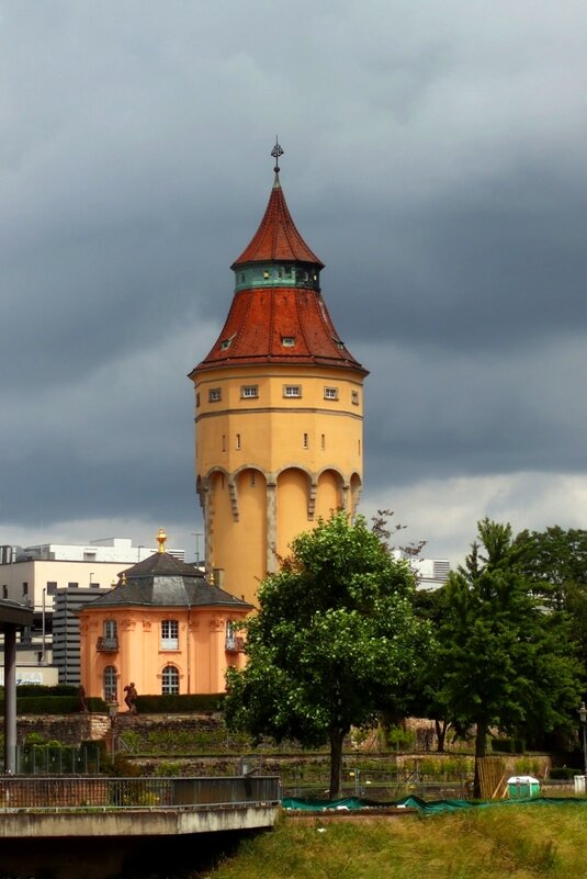 Перед дождём - Юрий. Шмаков Перед дождём - Юрий. Шмаков