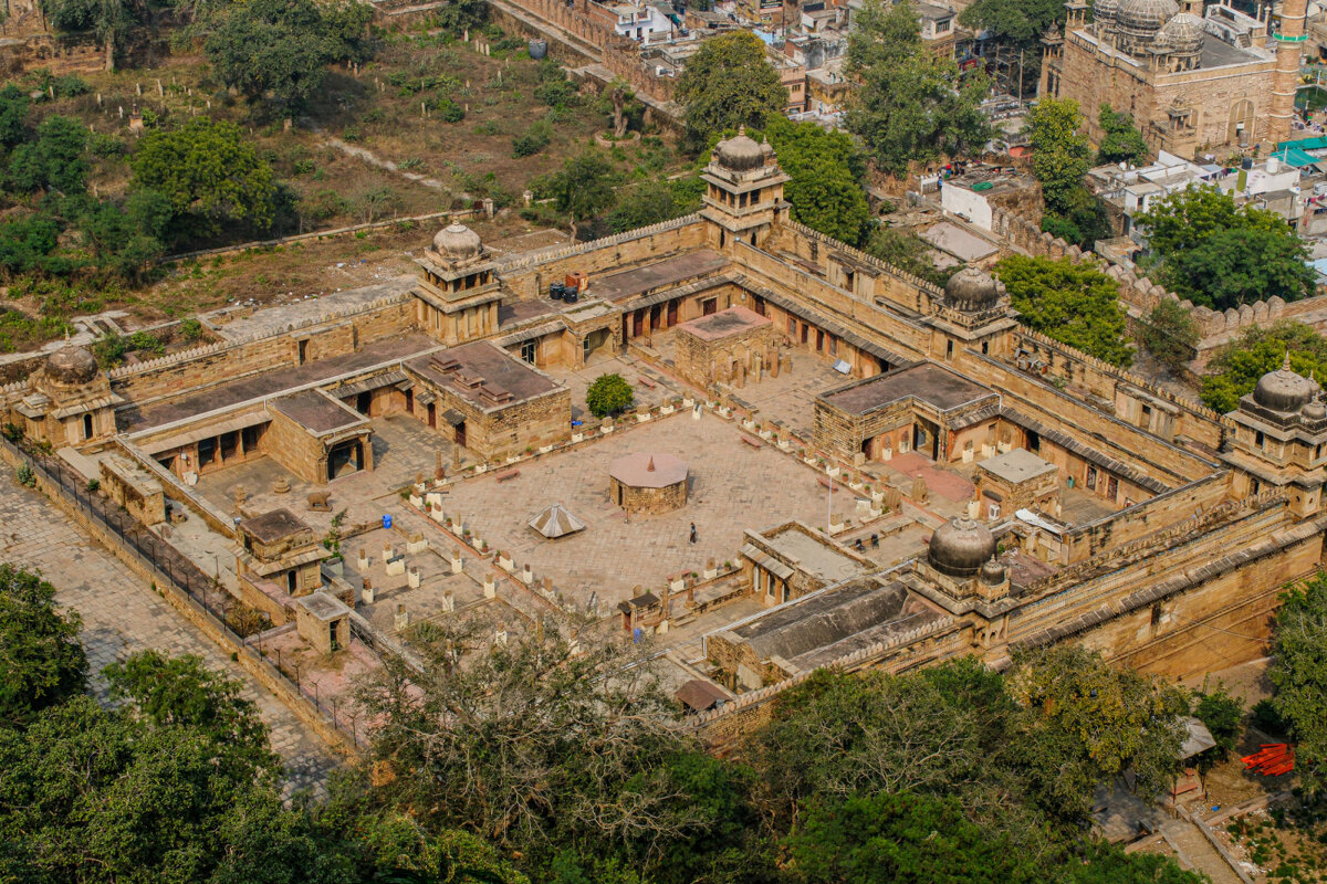 Храм, вид с форта - Георгий А Храм, вид с форта - Георгий А