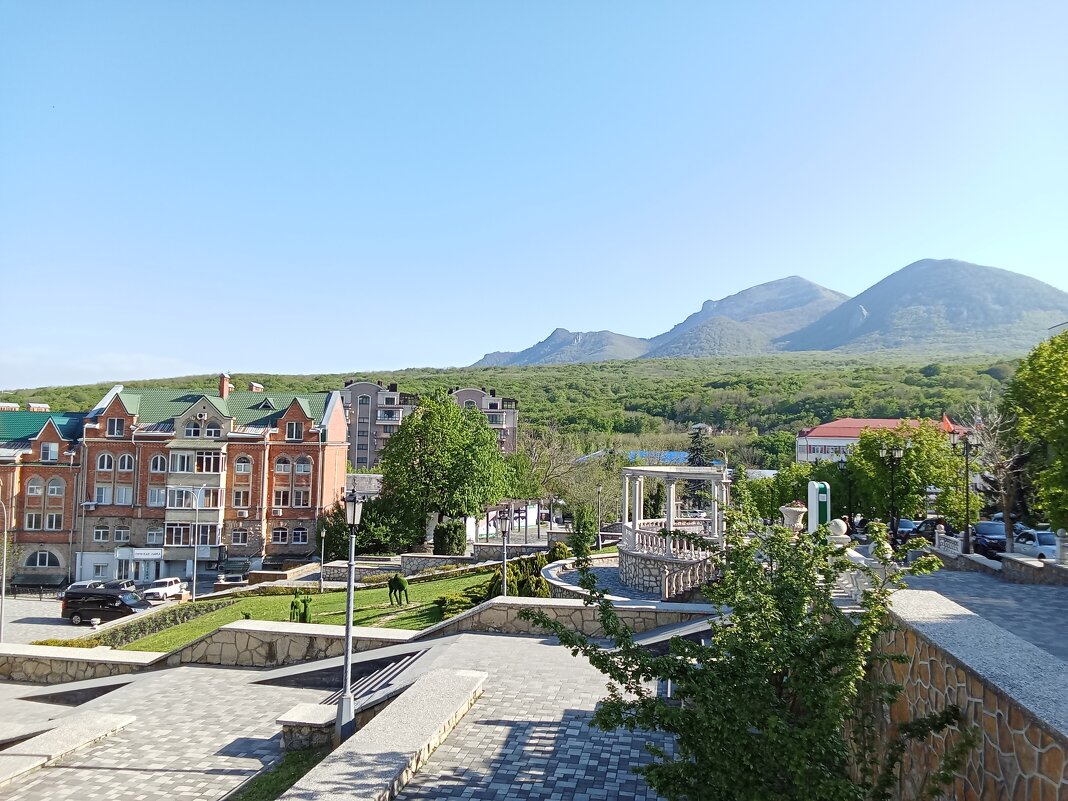 Вид н горы - Виктор Вид н горы - Виктор