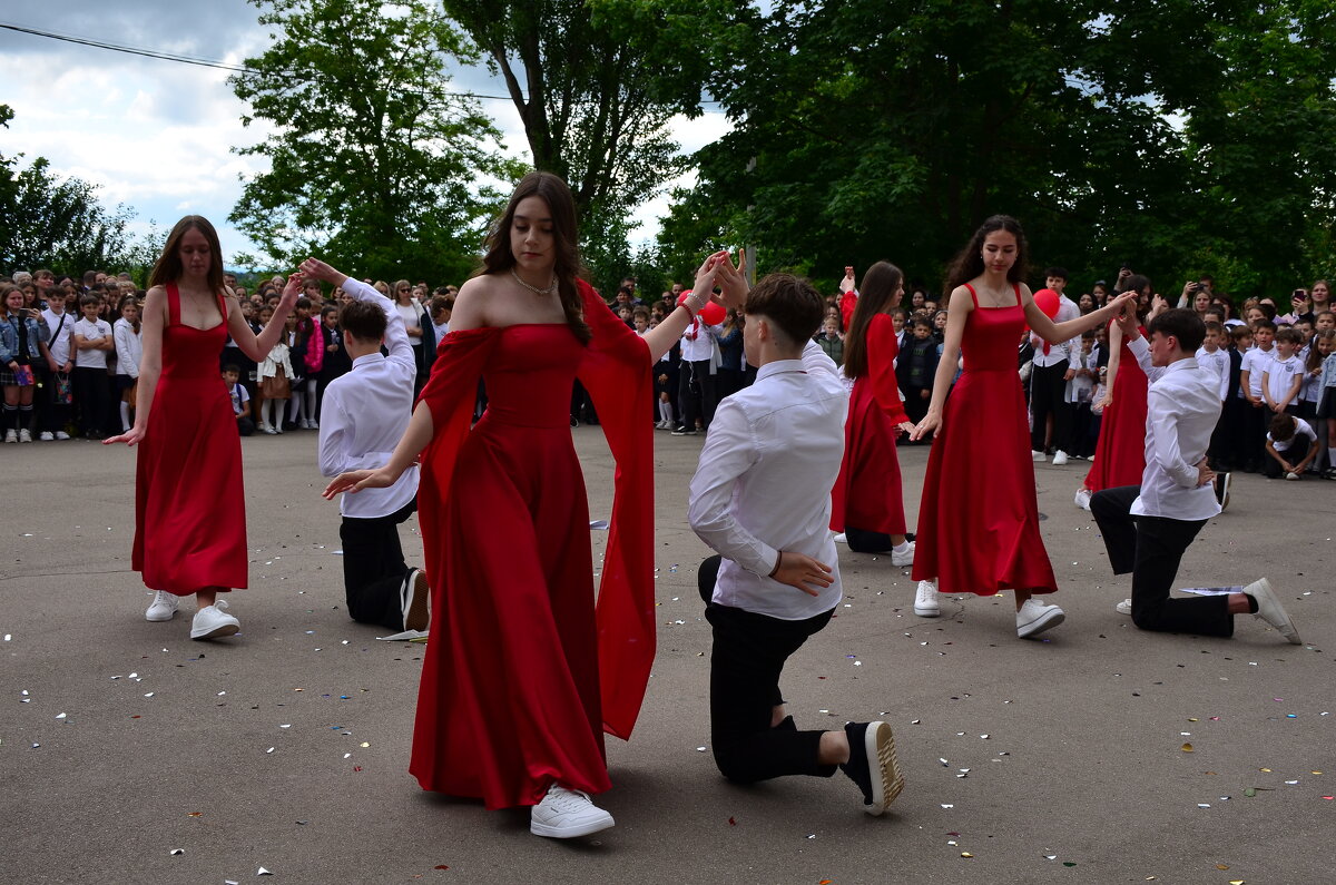 Последнийй Звонок 2 - александр донченко Последнийй Звонок 2 - александр донченко