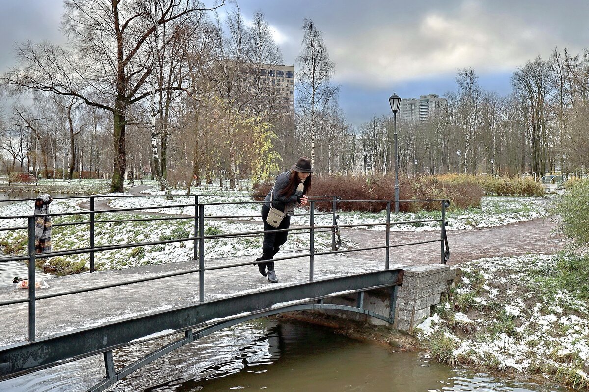 Девушка на мосту - Сергей 