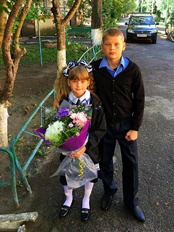 К   ПРАЗДНИКУ   ГОТОВЫ - Анатолий Малобродский