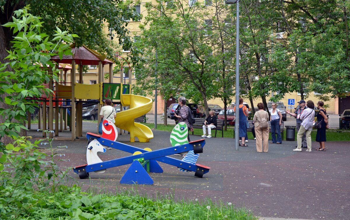 Московский двор - Oleg4618 Шутченко Московский двор - Oleg4618 Шутченко