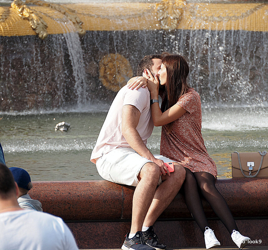 поцелуй - Олег Лукьянов поцелуй - Олег Лукьянов