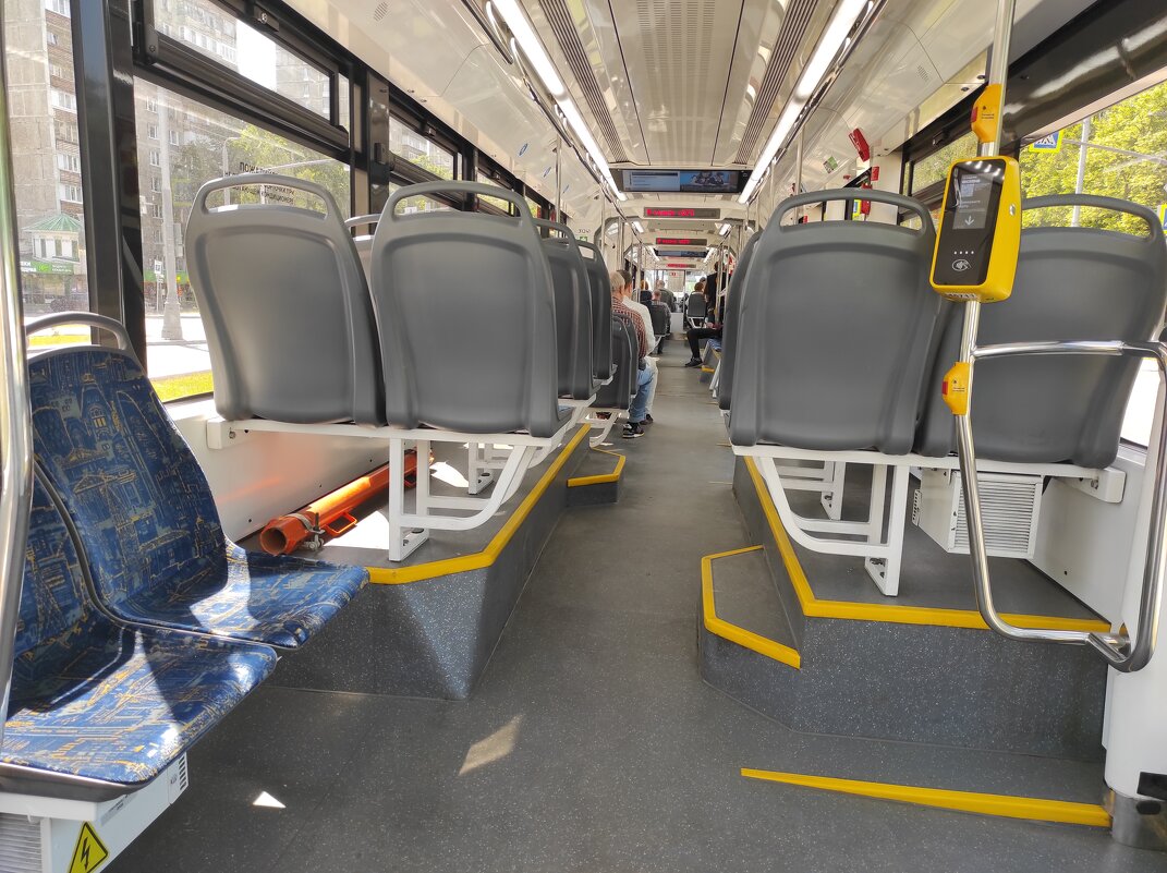 В трамвае на "галёрке" - Игорь Ч.