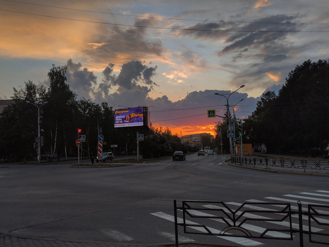 *** - Дмитрий Костоусов