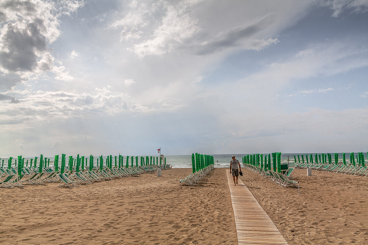 Средиземное - Дмитрий Средиземное - Дмитрий