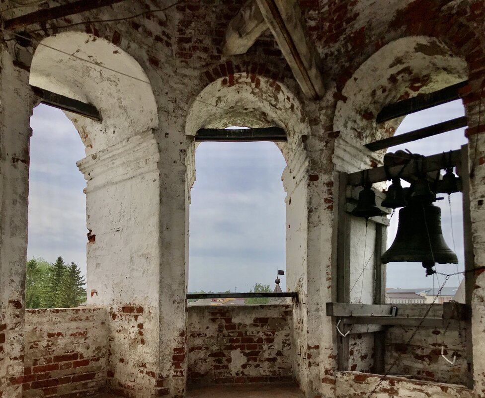 По ком звонит колокол?.. - Любовь По ком звонит колокол?.. - Любовь