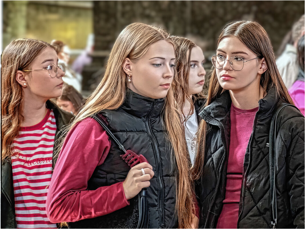 В музее... - Анатолий ИМХО В музее... - Анатолий ИМХО