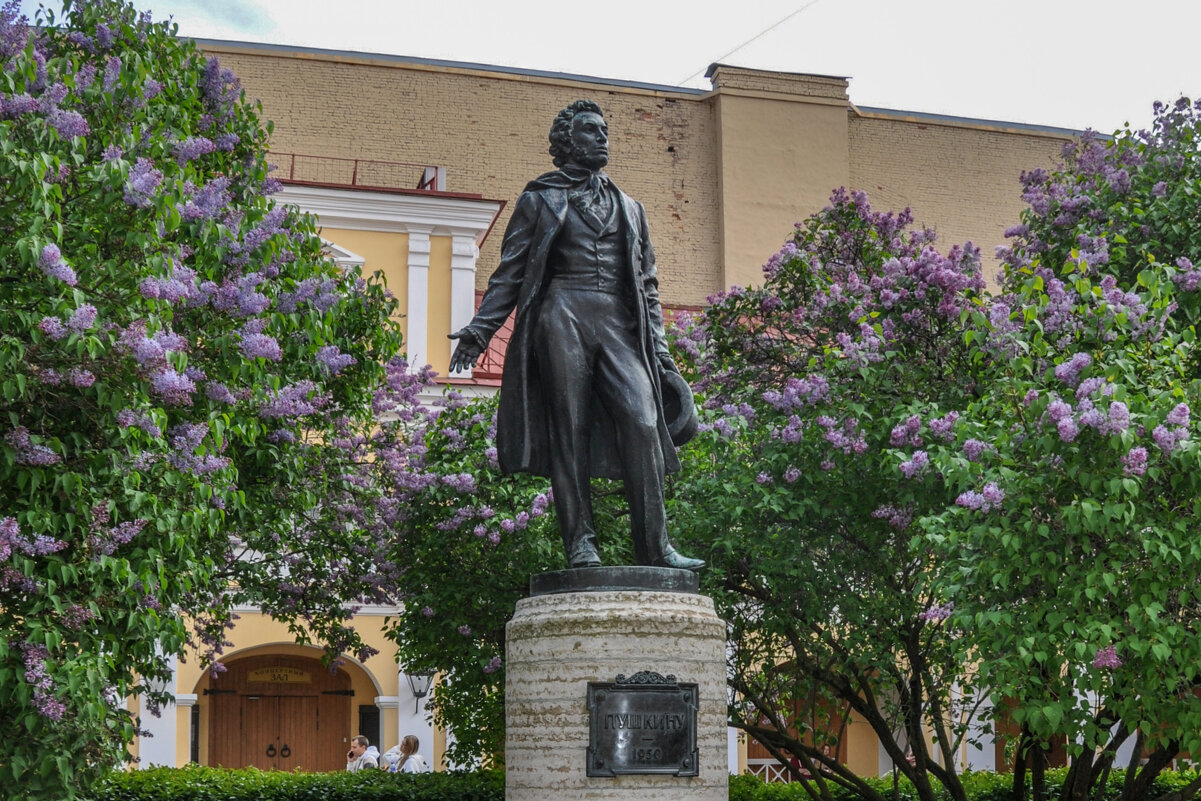 Памятник А.С. Пушкину на Мойке 12 - Татьяна Машошина Памятник А.С. Пушкину на Мойке 12 - Татьяна Машошина