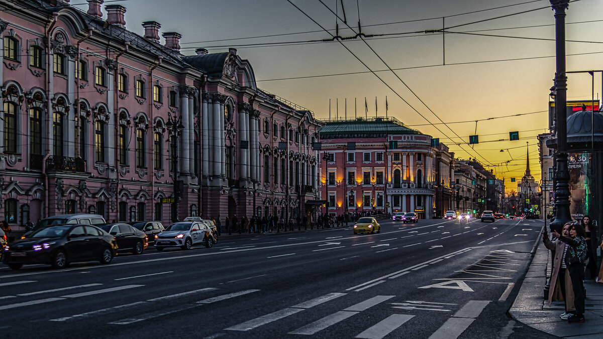 Ранний вечер на Невском проспекте - Игорь Викторов Ранний вечер на Невском проспекте - Игорь Викторов