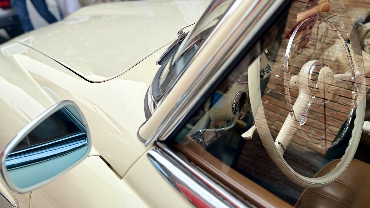 Неустаревающая классика: ретроралли в «Архангельское Аутлет» - Арина Невская