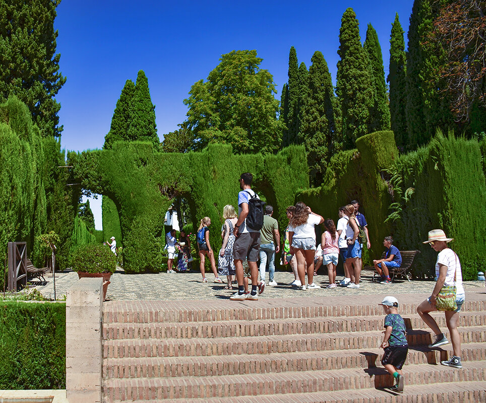 На входе в парк Альгамбры - Alexandеr P