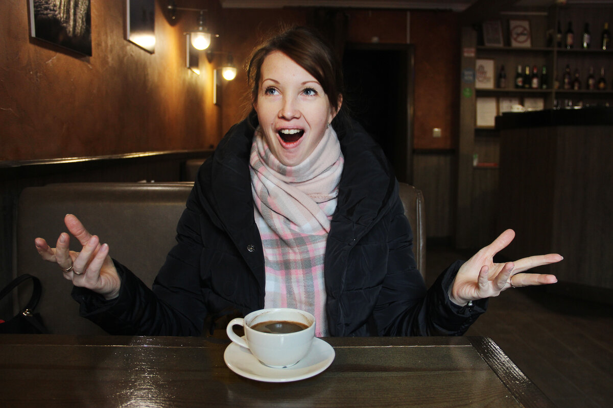 Встреча в кофейне - СЮ Встреча в кофейне - СЮ