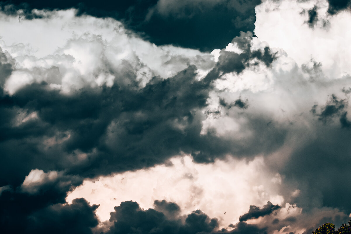 Перед грозой - Sergei Vikulov Перед грозой - Sergei Vikulov