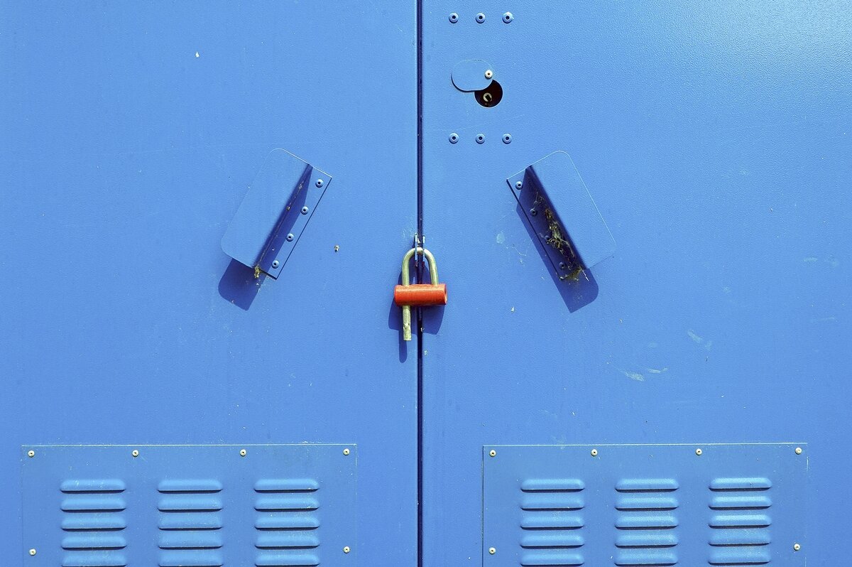 Про замки и ключи - Валерий Иванович Про замки и ключи - Валерий Иванович