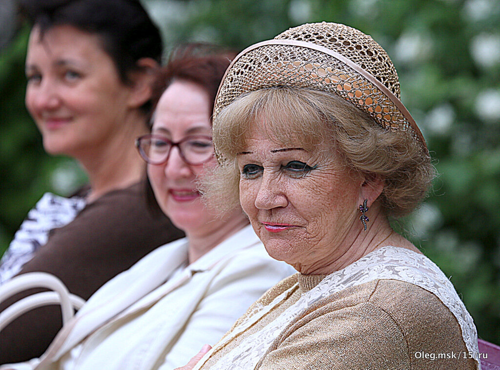 наши милые бабушки - Олег Лукьянов наши милые бабушки - Олег Лукьянов