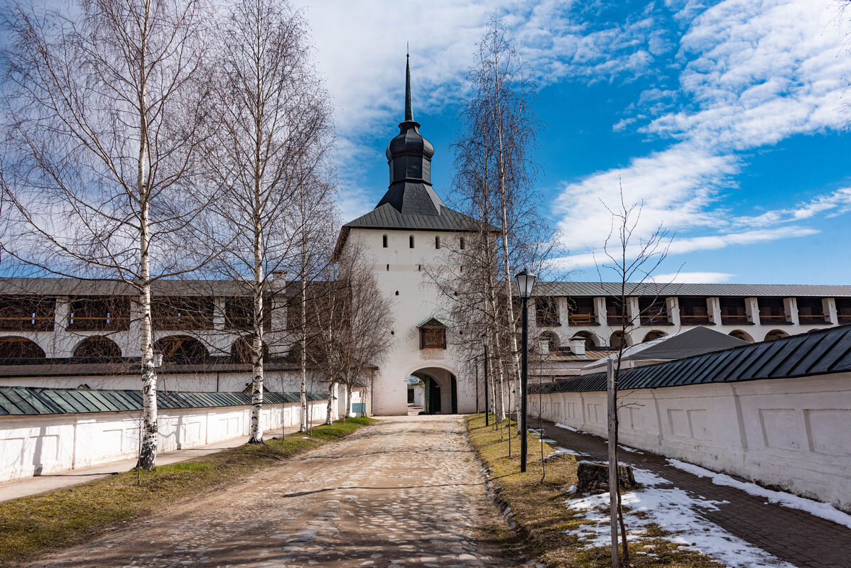 *** - Дмитрий Лупандин