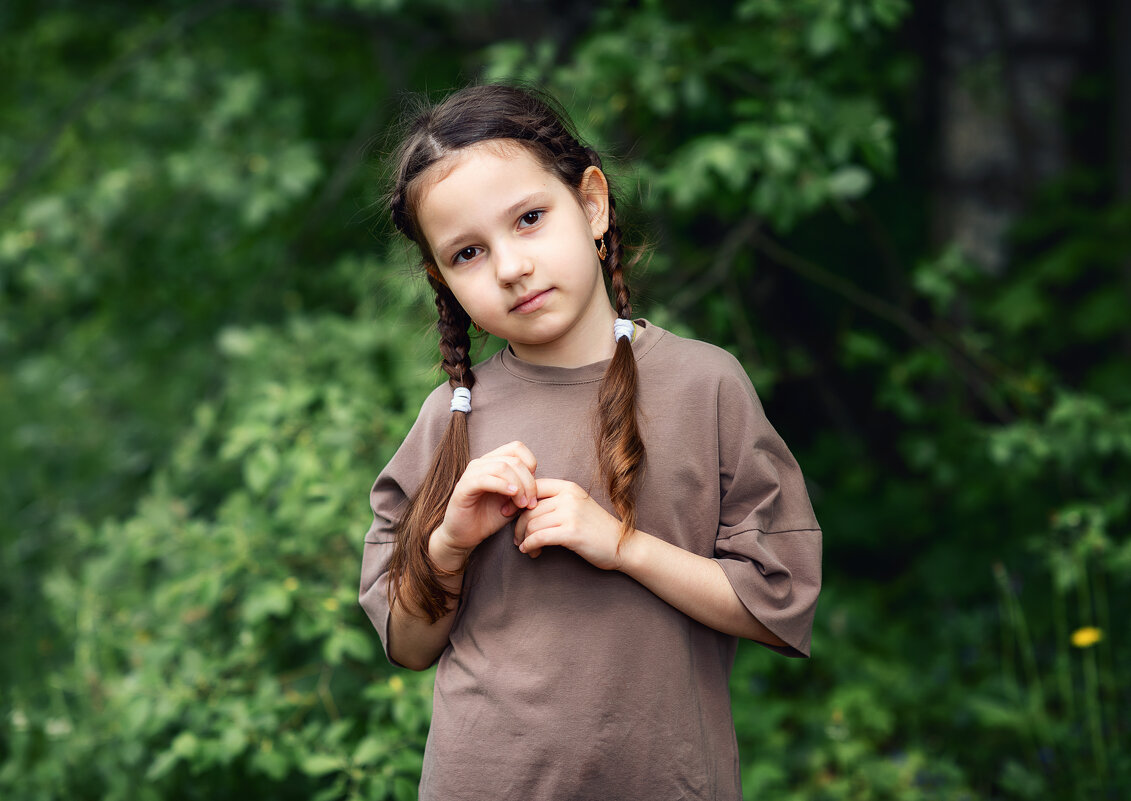 ... - Лилия . ... - Лилия .