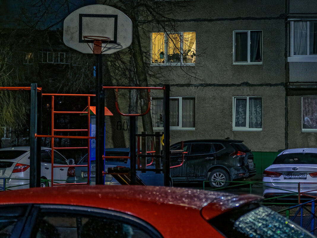 "Вот опять окно..." - Сергей Шатохин 