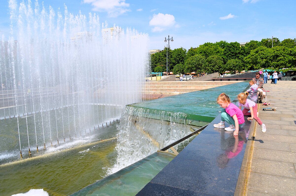 В день России...С Праздником ,Друзья! - Sergey Gordoff В день России...С Праздником ,Друзья! - Sergey Gordoff