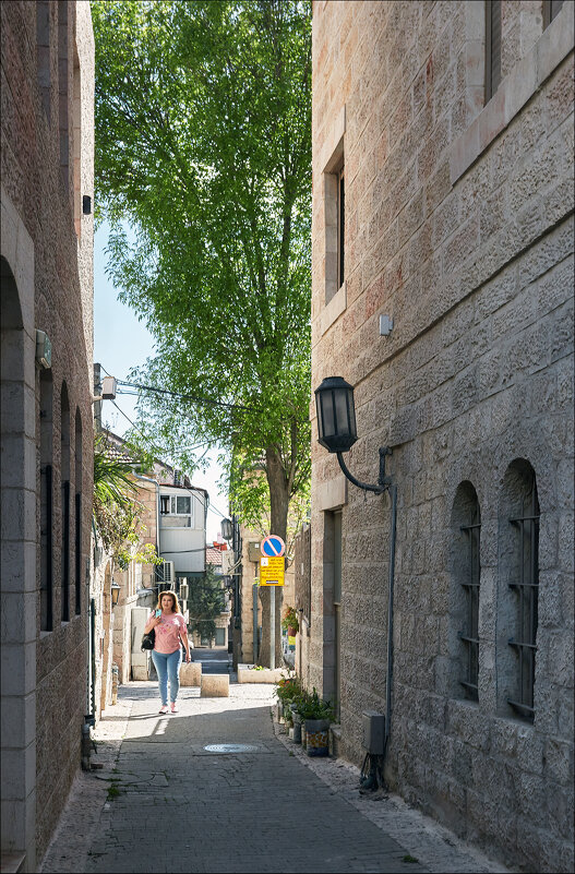 В потоках солнечного света... - Валерий Готлиб В потоках солнечного света... - Валерий Готлиб