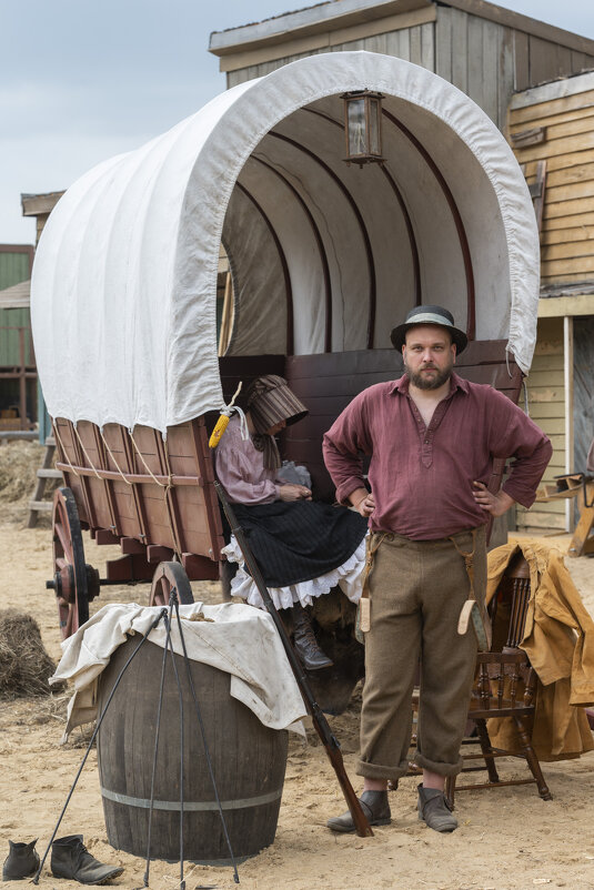 Переселенец в кинодеревню. - Николай Галкин Переселенец в кинодеревню. - Николай Галкин