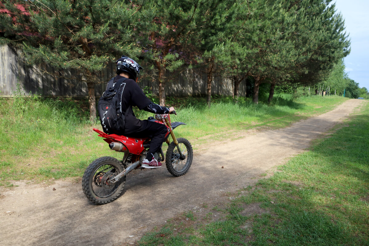 Мотоциклист - Roman stories - Мотоциклист - Roman stories -