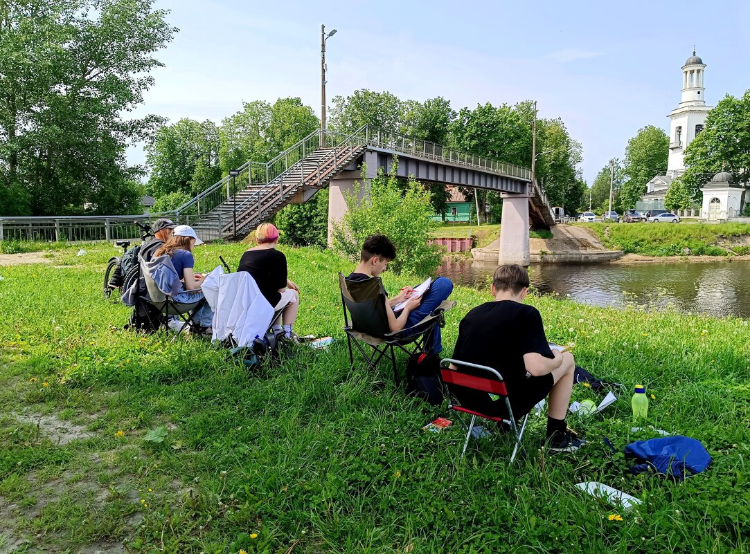 Летний пленэр у юных художников - Мария Васильева Летний пленэр у юных художников - Мария Васильева