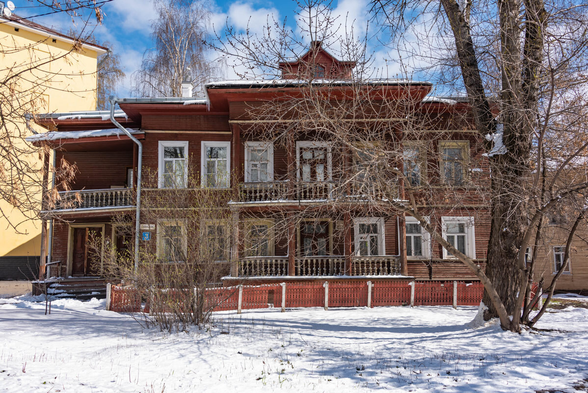 *** - Дмитрий Лупандин