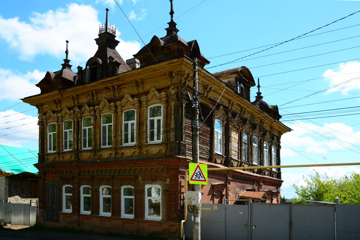 Старинный дом. - Михаил Колосов Старинный дом. - Михаил Колосов