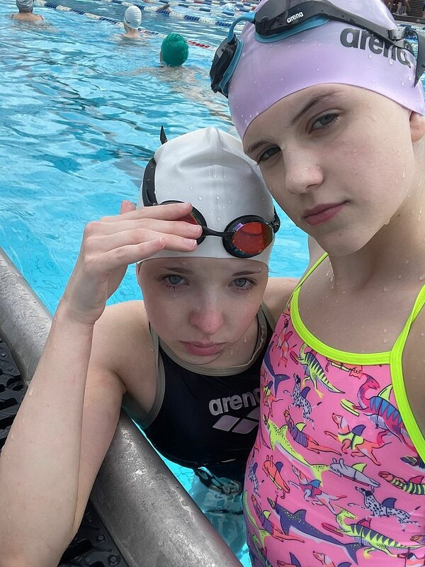 Юные спортсменки - Елена 