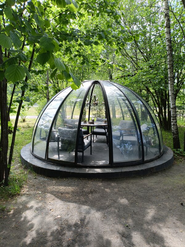 кафе в парке..отдельная кабинка - Галина R...