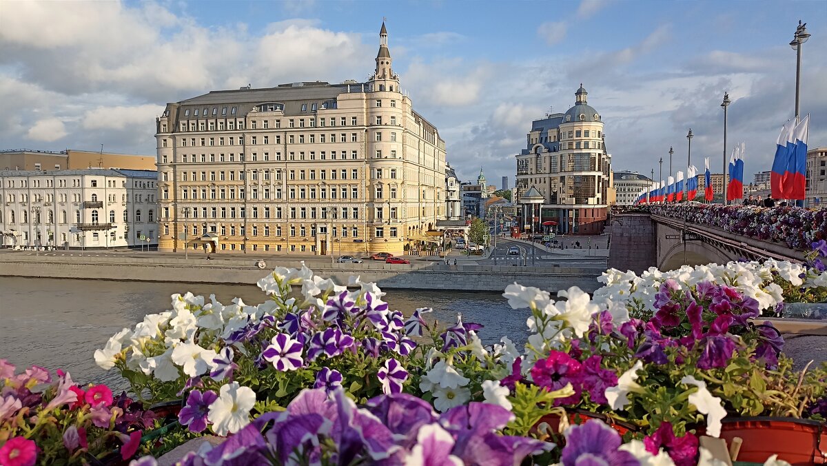 За рекой - Татьяна Тюменка