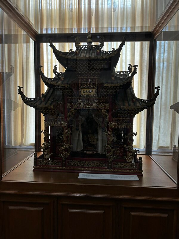 Экспонат кунсткамеры - Ирэн Экспонат кунсткамеры - Ирэн