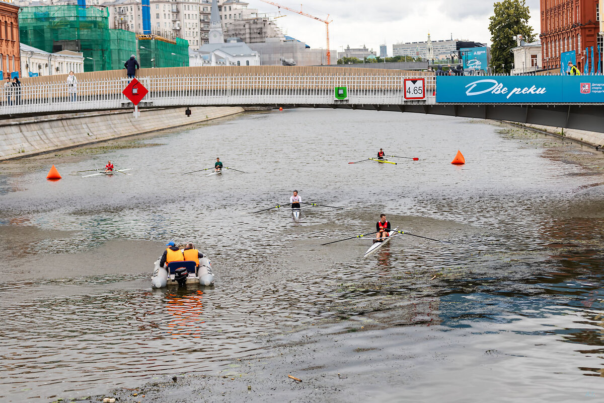 На Стрелке - Александр 
