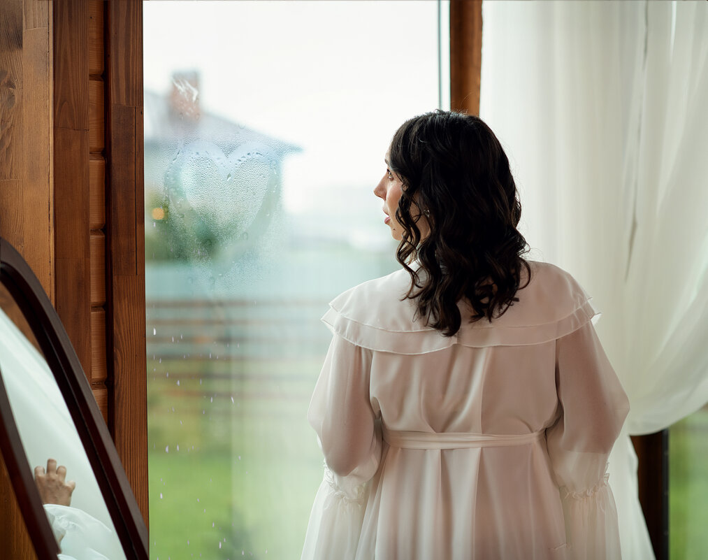 Дождливый день - Лилия .