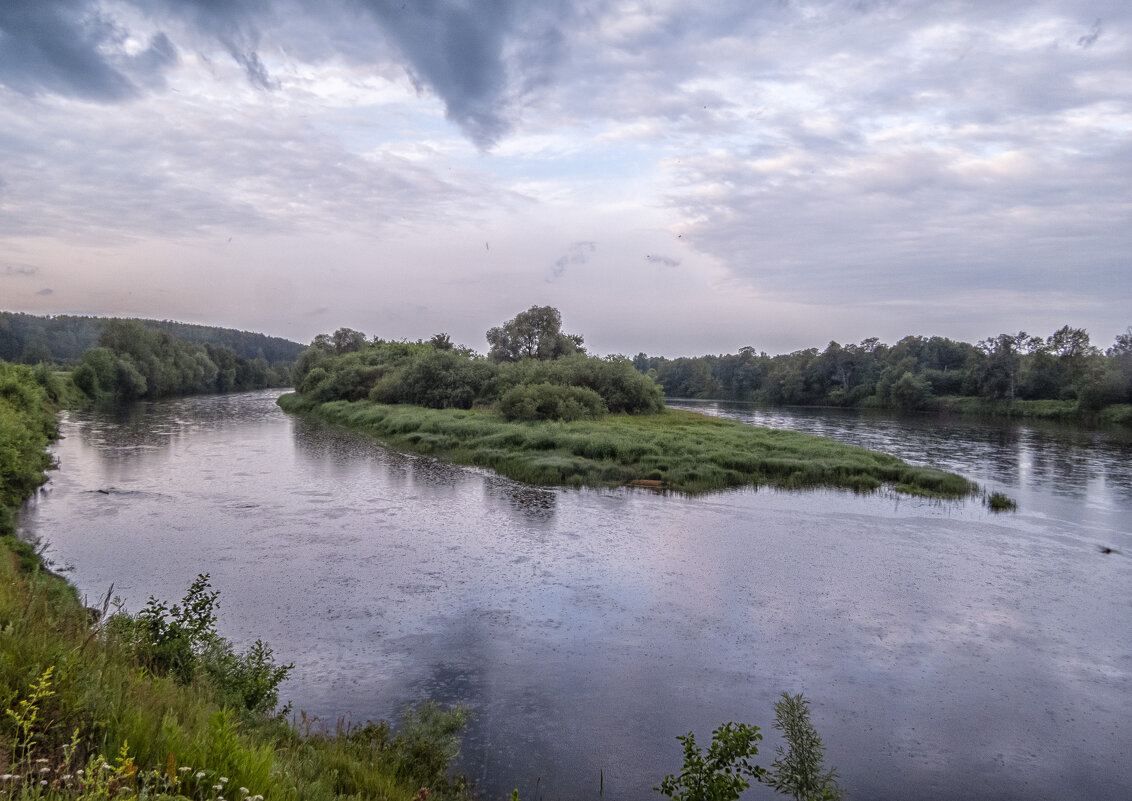 Клязьма,моросит дождь - Сергей Цветков Клязьма,моросит дождь - Сергей Цветков