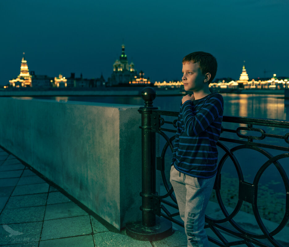 Вечерняя набережная - Soaring Man Владимир Вечерняя набережная - Soaring Man Владимир