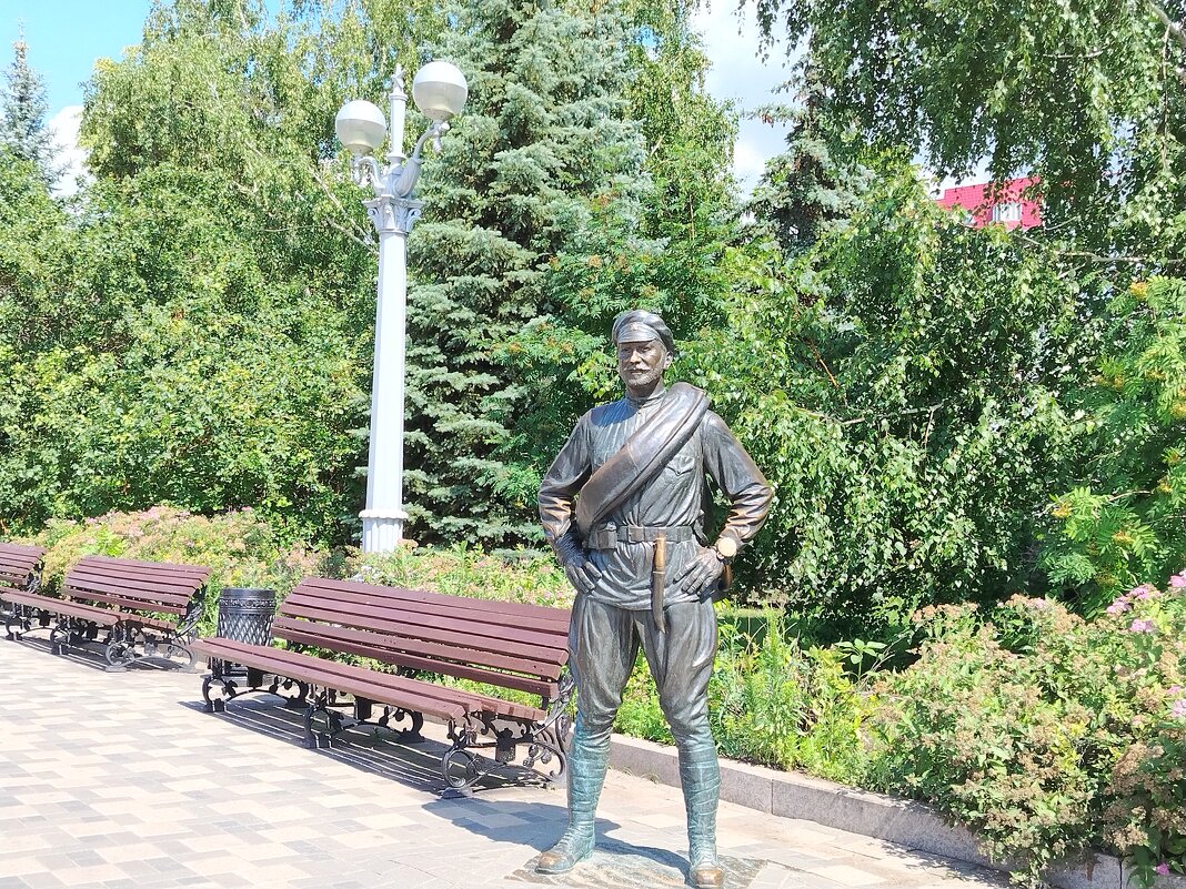 Самарская набережная. Сухов на посту! - Надежда 