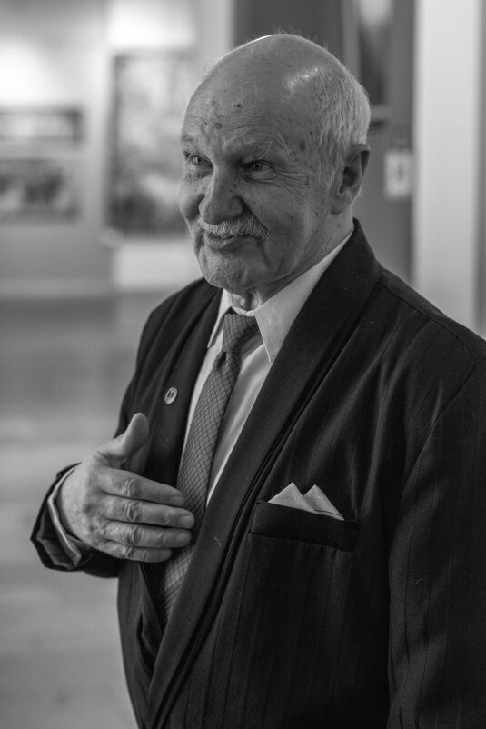 *** - Николай Чекалин