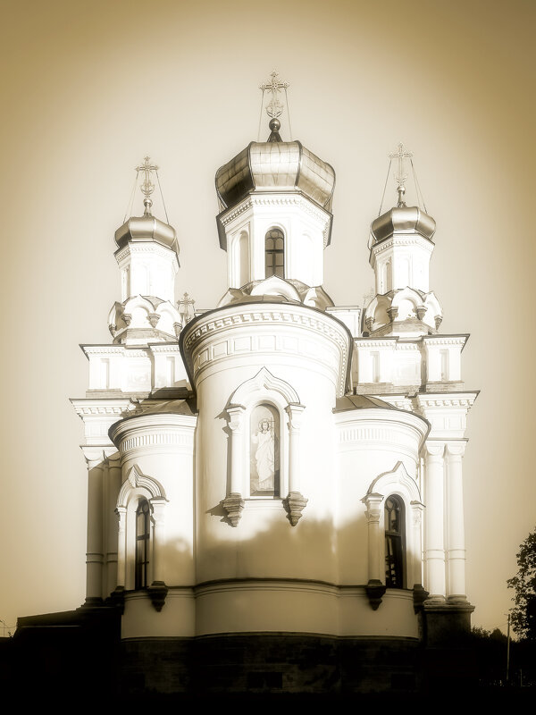 Светлый храм. - Игорь Викторов