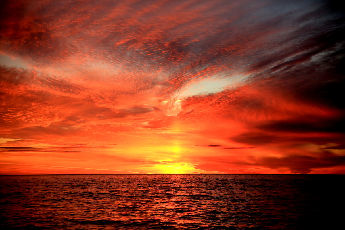 Вдали погас последний луч заката - Валерий 