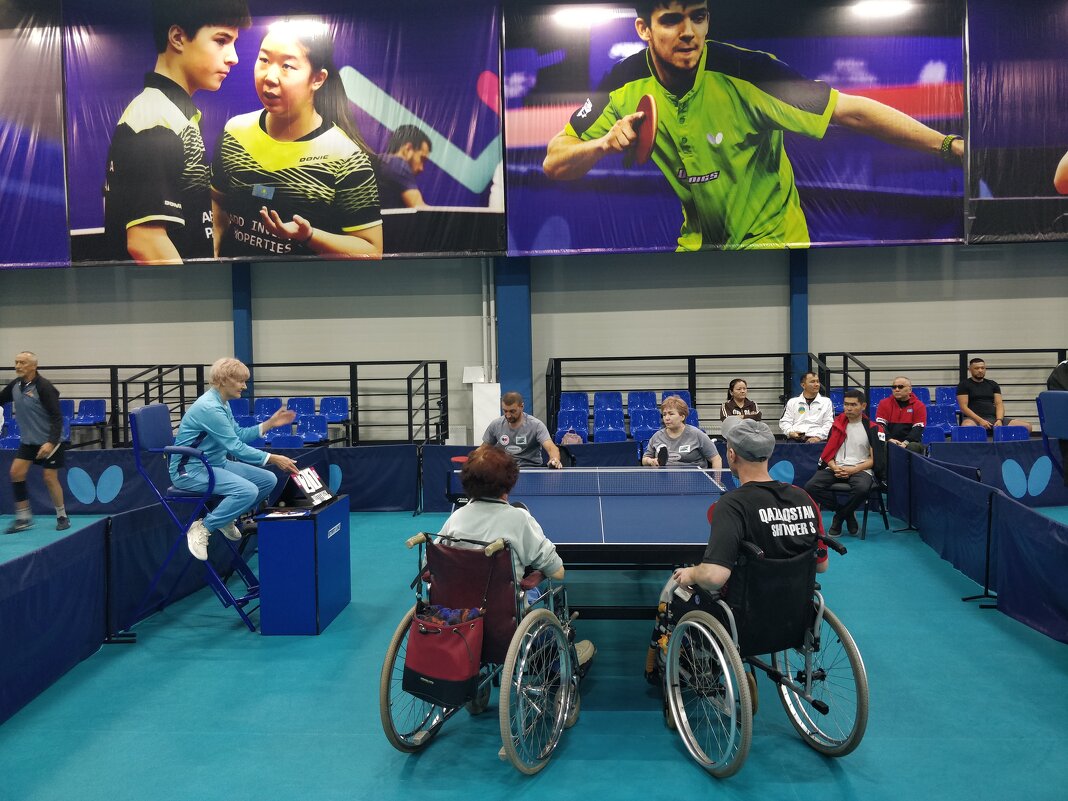 Пара теннис - Андрей Хлопонин