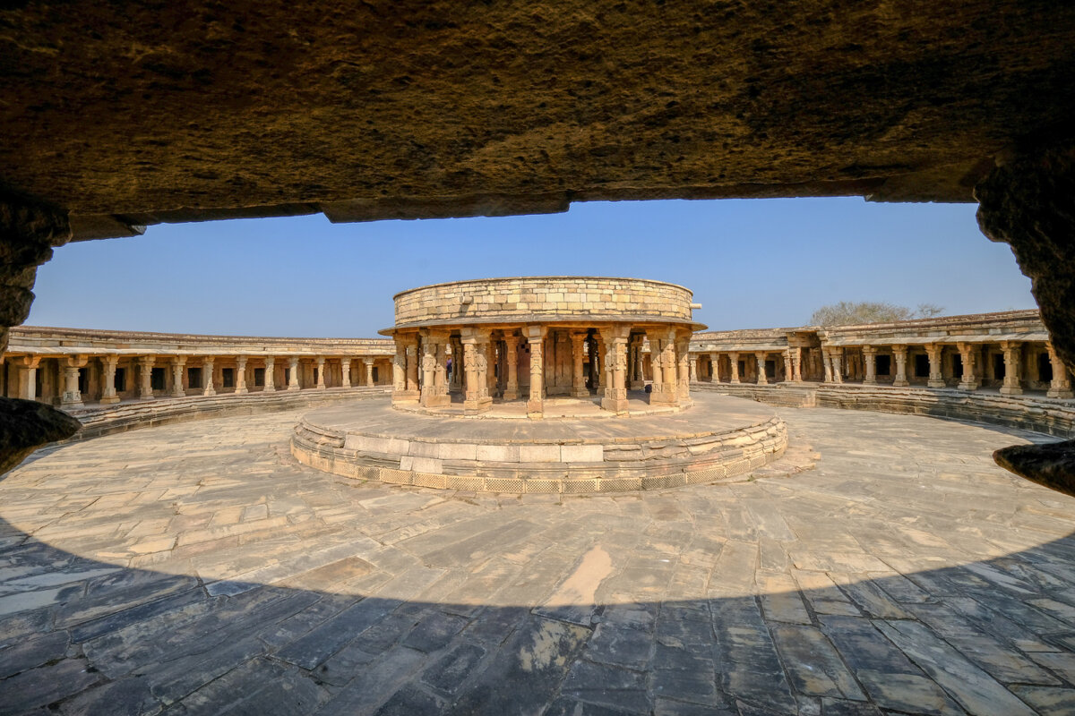 В храме Митавали - Георгий А