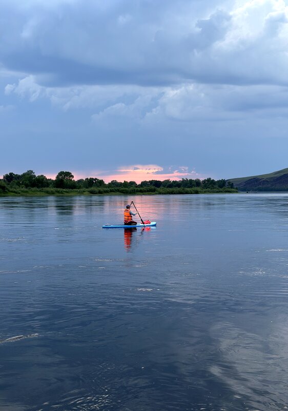 Идем на грозу - Любовь Иванова