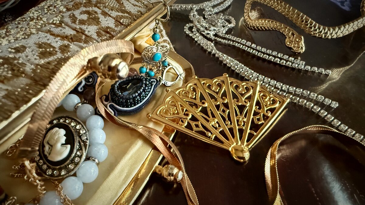 «Женские безделушки» /эскиз к этюду. - Арина Невская