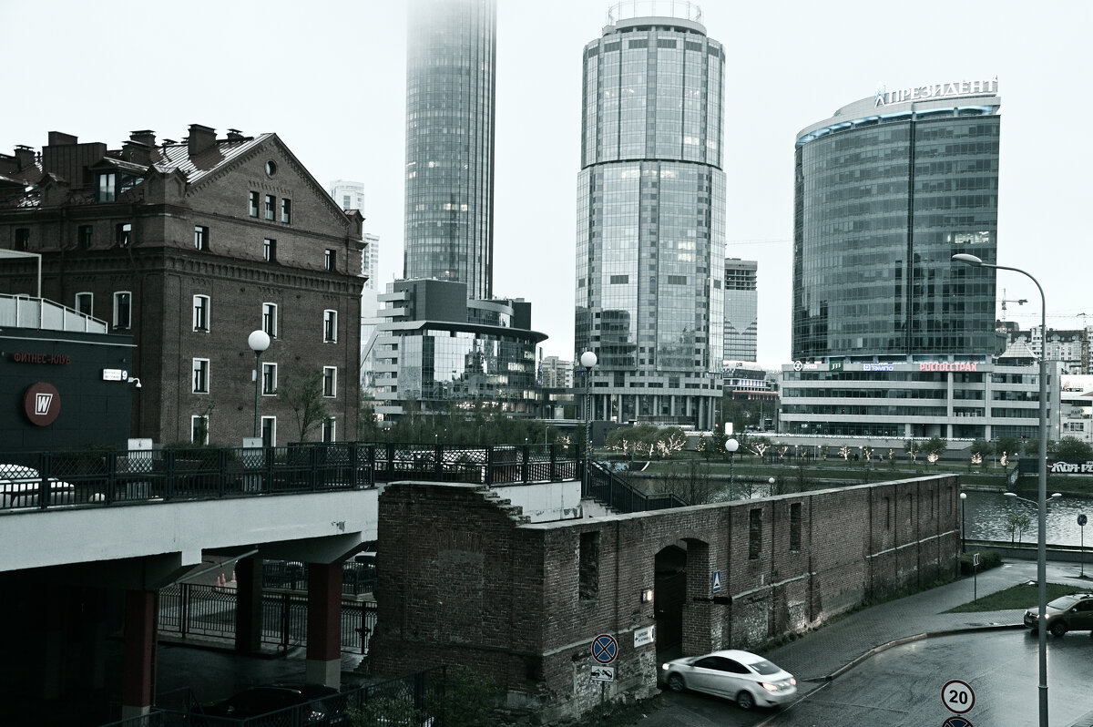 *** - Сергей Сергеев